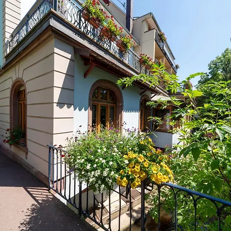 Du Parc, Restaurant, & Wellness ホテル