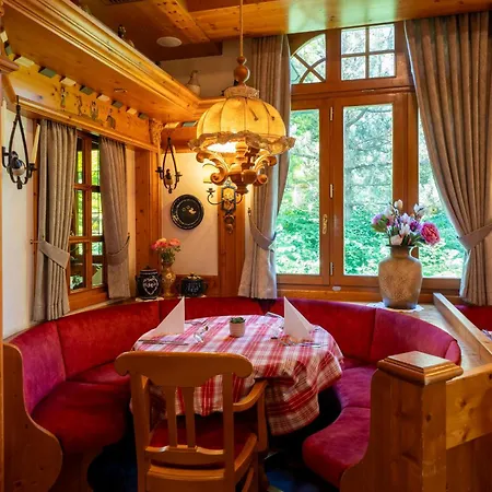 Du Parc, Restaurant, & Wellness 3*