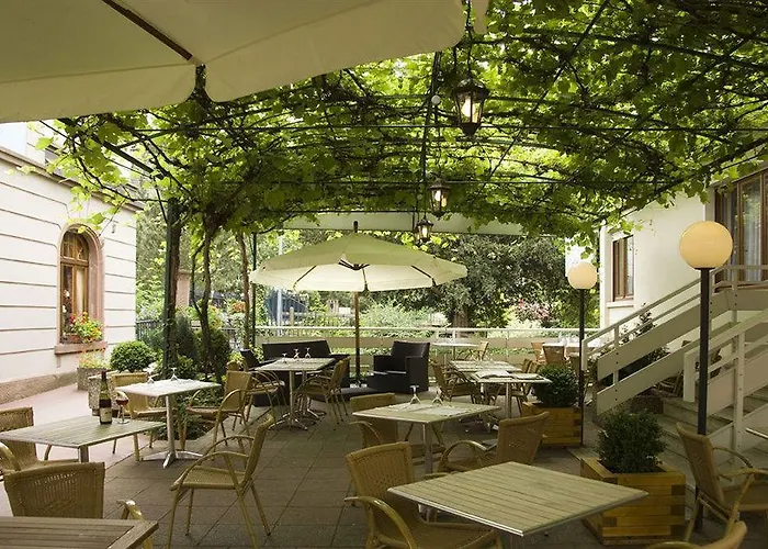 Du Parc, Restaurant, & Wellness 3*