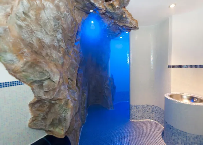 Du Parc, Restaurant, & Wellness