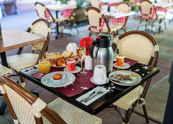 Du Parc, Restaurant, & Wellness Hotel 3*